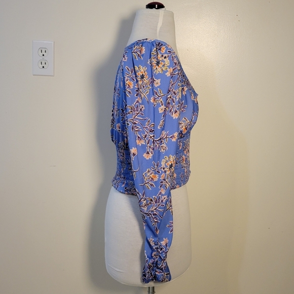 Free People (Women's Small) Santiago Floral Printed Long Sleeve Smocked Crop Top - Picture 2 of 8